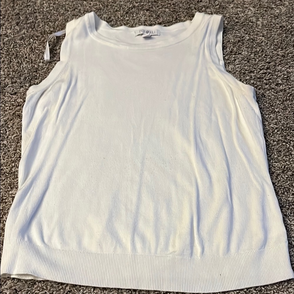 Roz & Ali Cream Sleeveless Tank Top